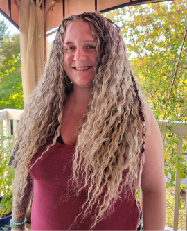 Fabric dread wraps mixed into a braid-in loc set. A one-of-a-kind way to customize synthetic dread extensions.